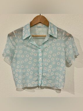 Altar'd State Light Blue Daisy Print Cropped Mesh Top
